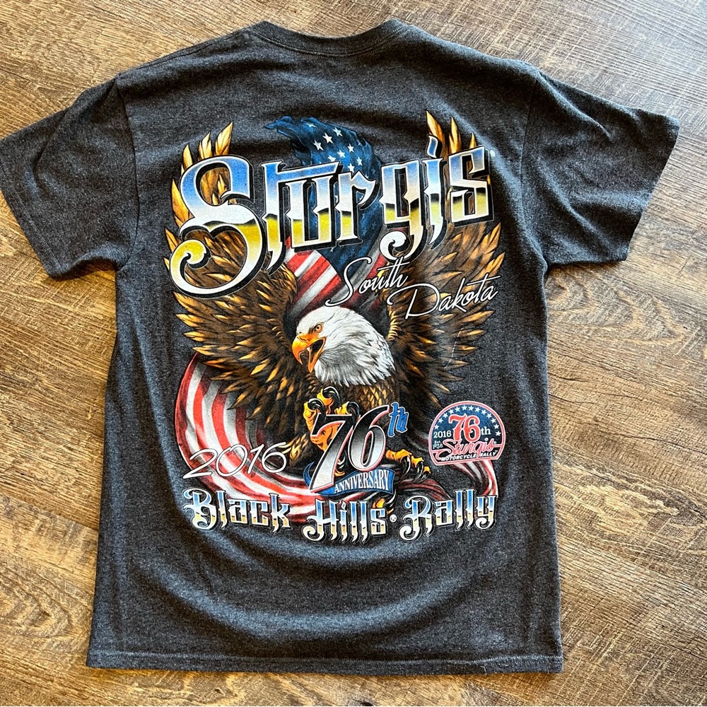 Sturgis South Dakota 2016 76th Annual Black Hills Rally Gray T-shirt w/Eagle